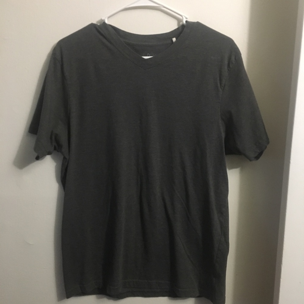 Prana v neck T-shirt
